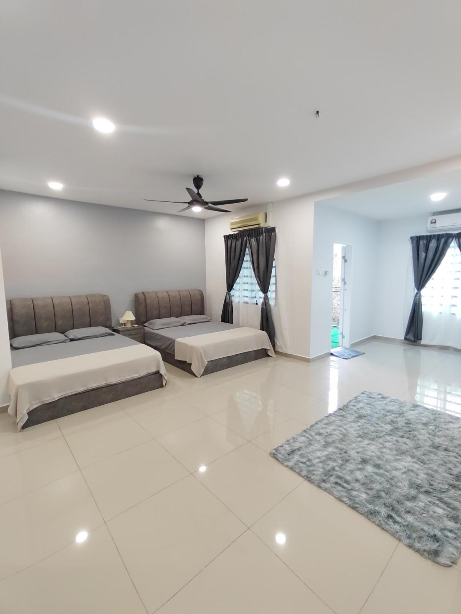 232 Permai Duyung Family Gathering